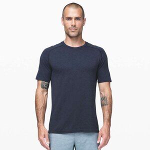 Lululemon Men's Metal Vent Tech Short Sleeve 2.0 - Navy